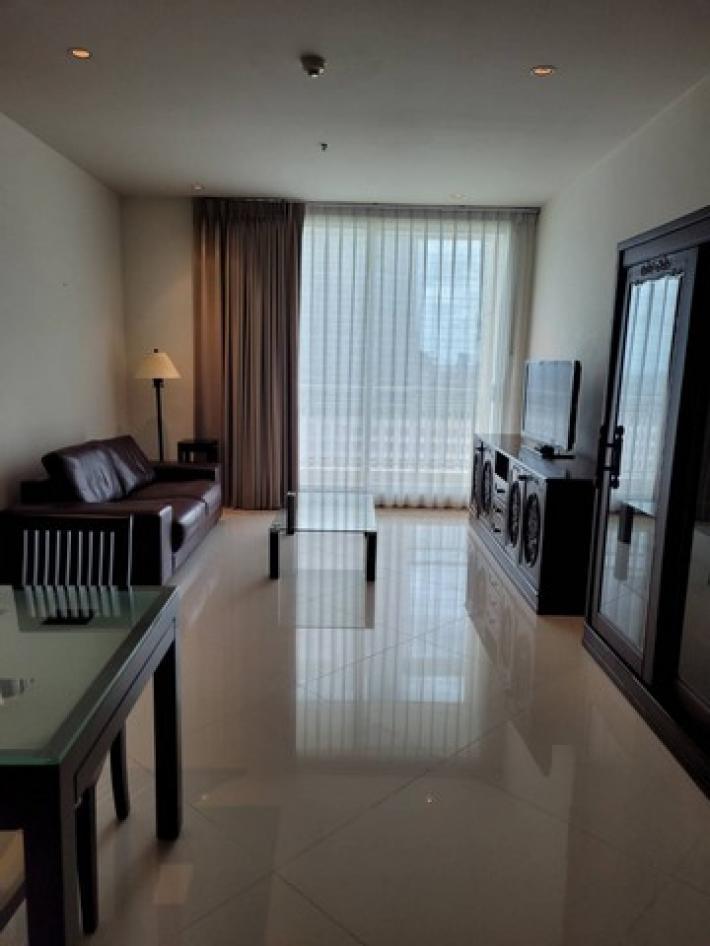 Unit 1 bedroom available!!! at The Empire Place near BTS Chong Nonsi