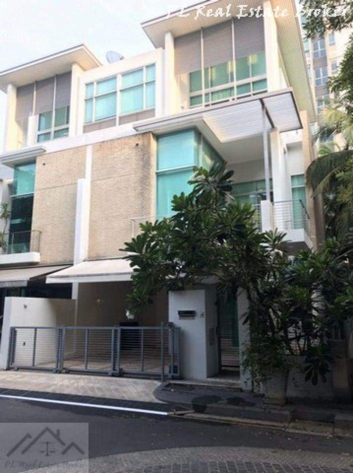 ขายทาวน์โฮม 3 ชั้น 4 ห้องนอน โครงการเดอะแลนด์มาร์ค เรสซิเดนซ์ ลาดพร้าว 32 ใกล้ MRT รัชดา ลาดพร้าว 