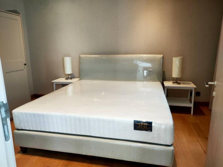 CC 1241 RENT 3storey luxury house Rama 9 area Huai Khwang 5 bedrooms fully furnished