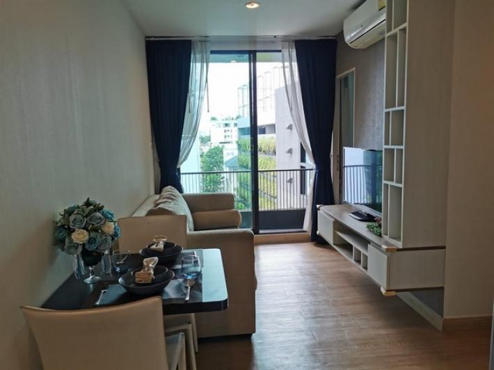 Covid Price!! 2Bedrooms Condo Just 100 Meter From Ladprow MRT